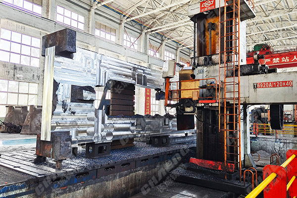 新鄉長城鑄鋼生產軋機牌坊大型鑄鋼件時會注意哪幾點？